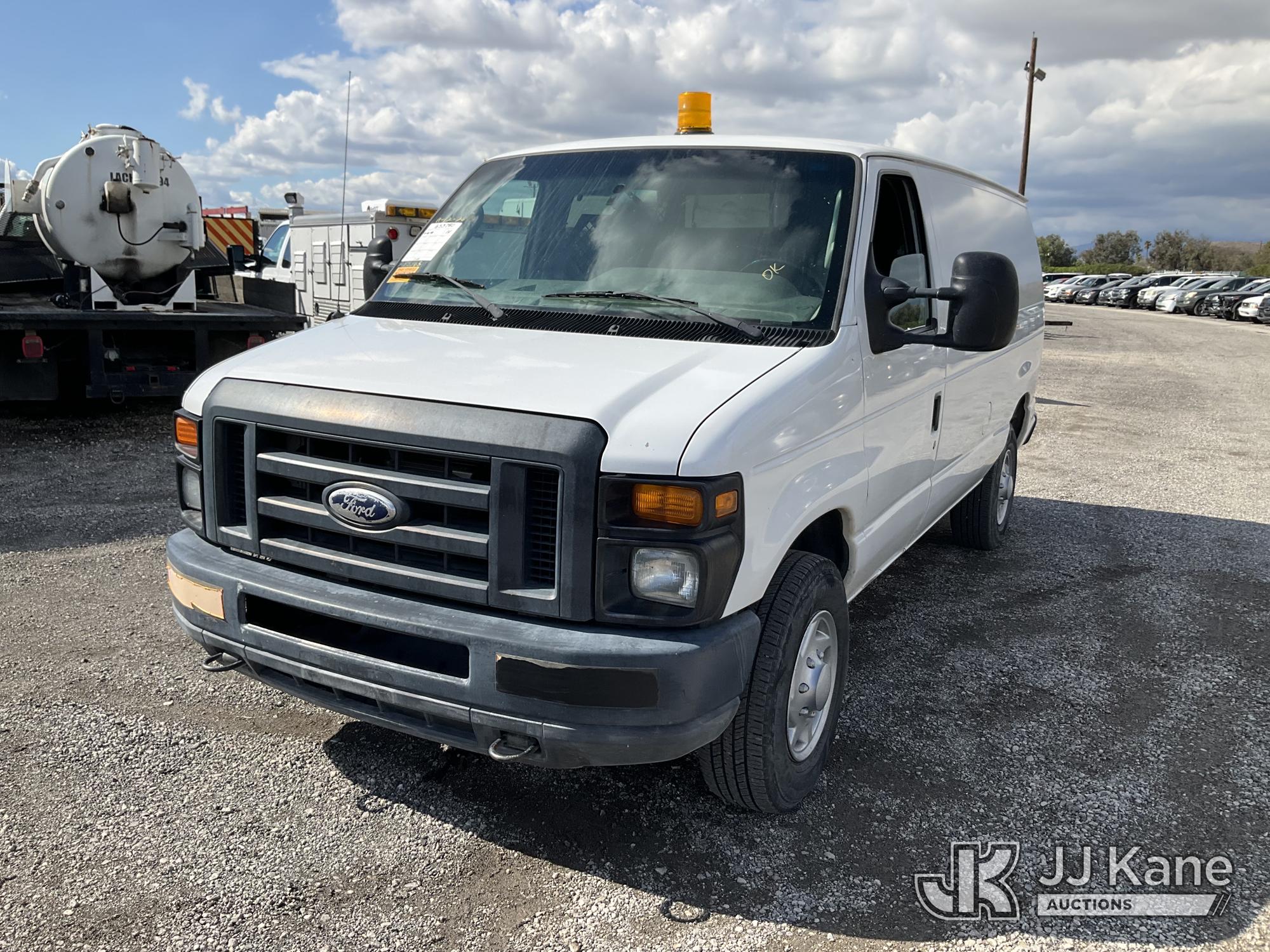 2014 Ford Econoline Cargo Van (1653780)