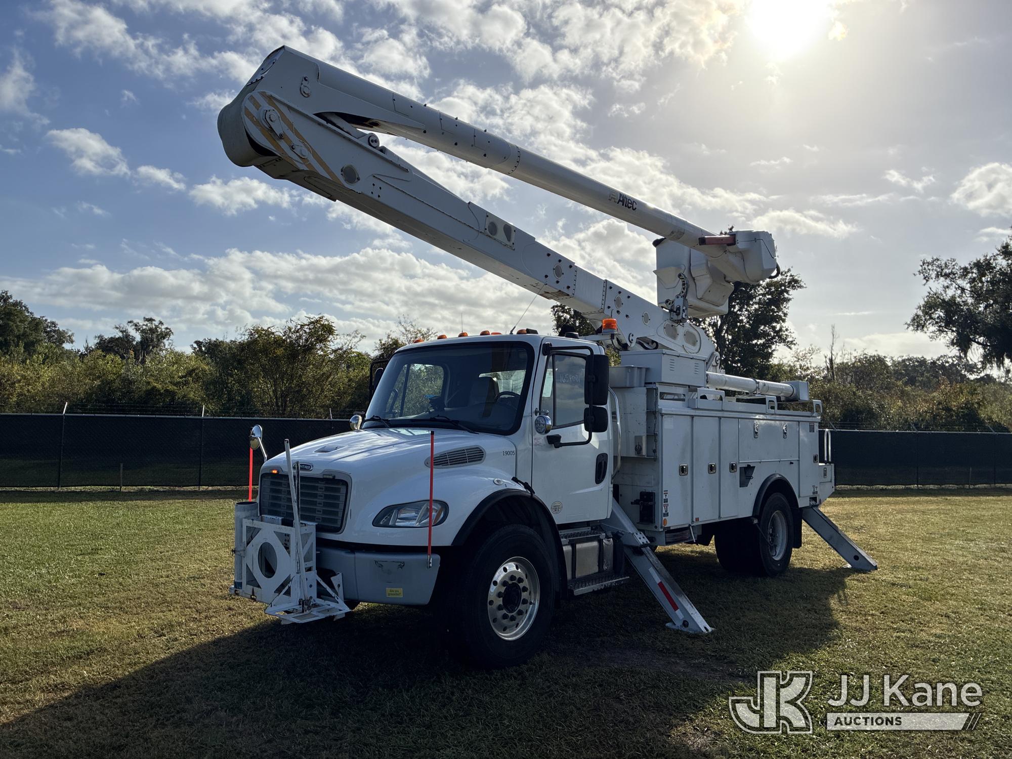 Altec AN55E Material Handling Bucket Truck On 2016 Freightliner M2 106 Utility Truck (1654021)