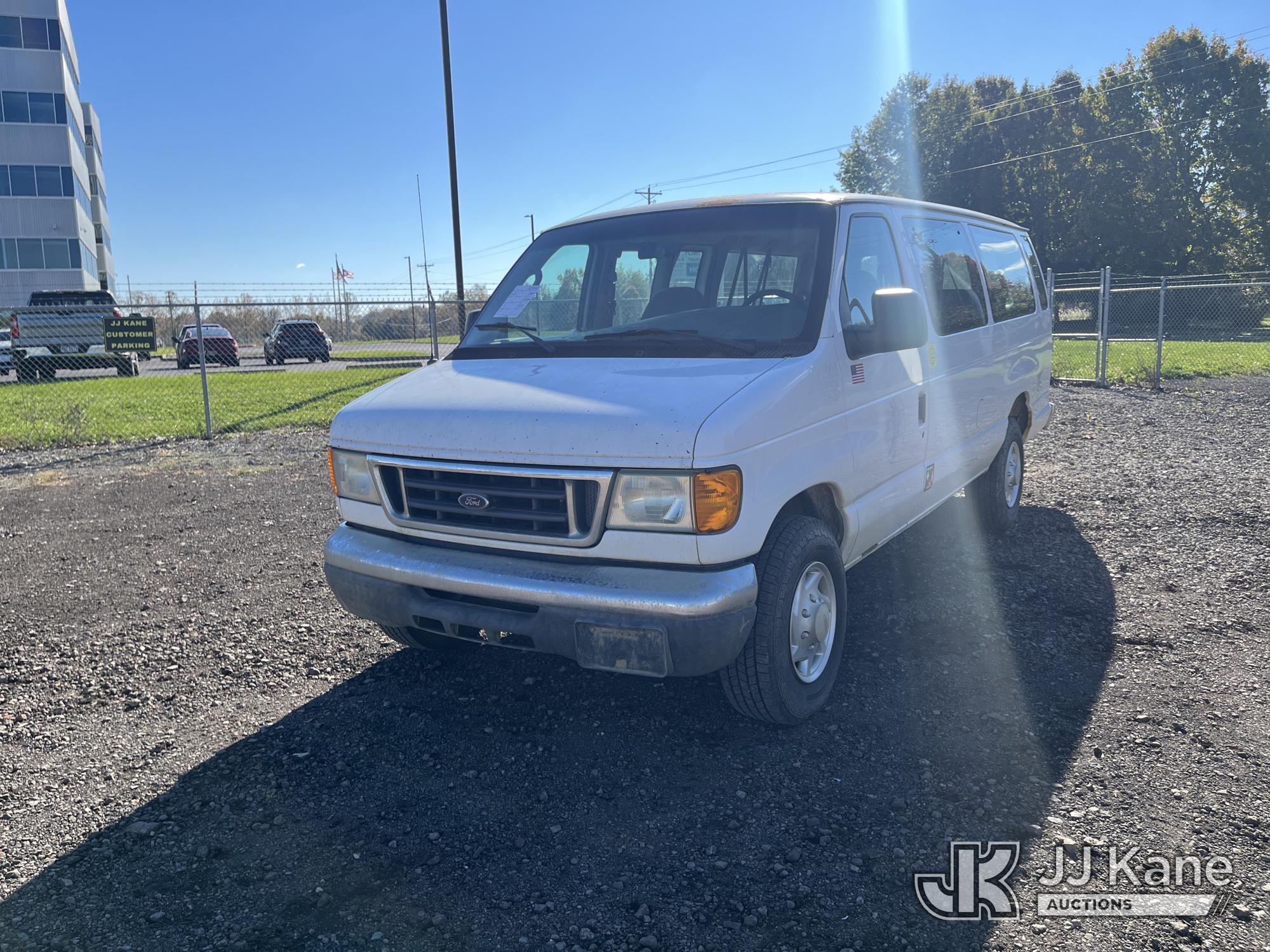 Photo of 2007 Ford Econoline