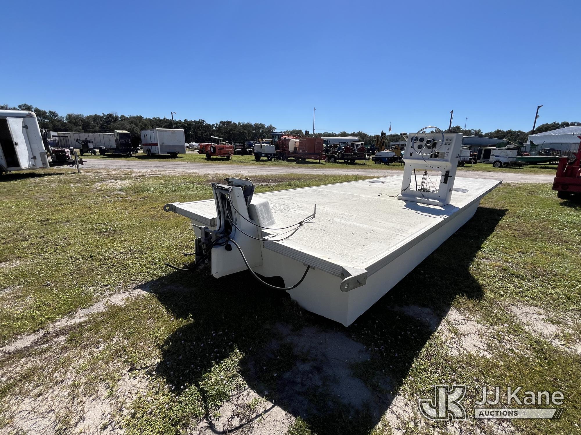 1989 MTX Incorporated 24ft. Fiberglass Boat (1654134)
