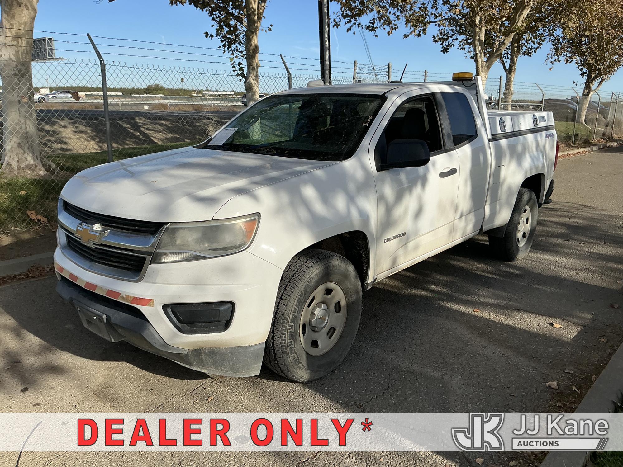 2016 Chevrolet Colorado Extended-Cab Pickup Truck (1654202)