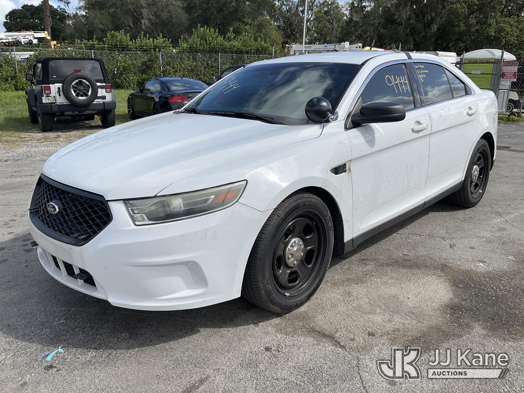 2016 Ford Taurus 4-Door Sedan (1654285)