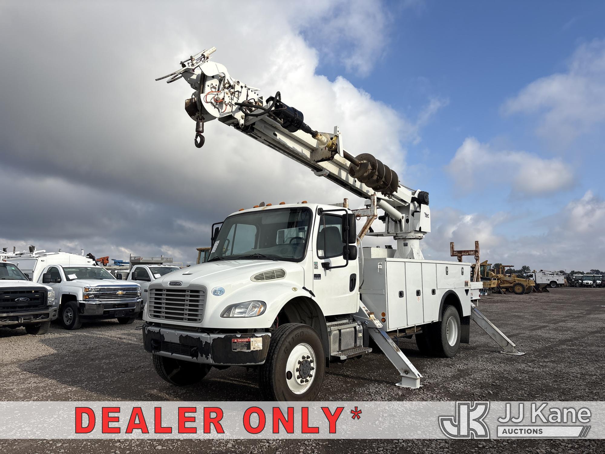 Altec DM47B-TR Digger Derrick On 2015 Freightliner M2 106 Service Truck (1654335)