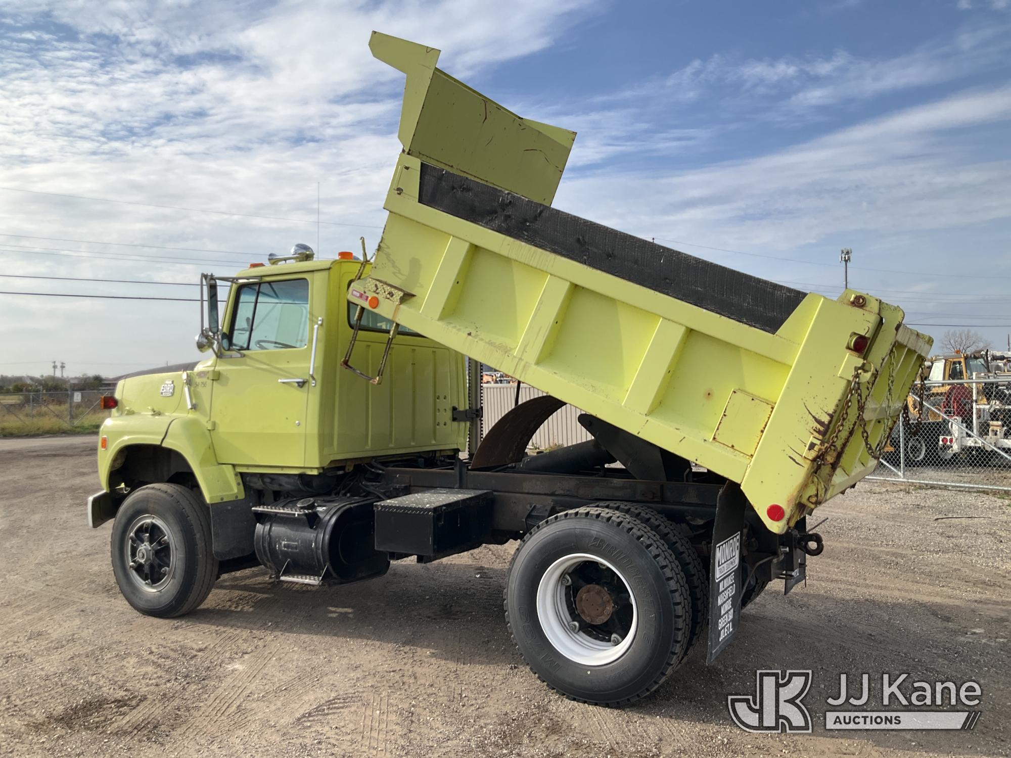 1986 Ford L8000