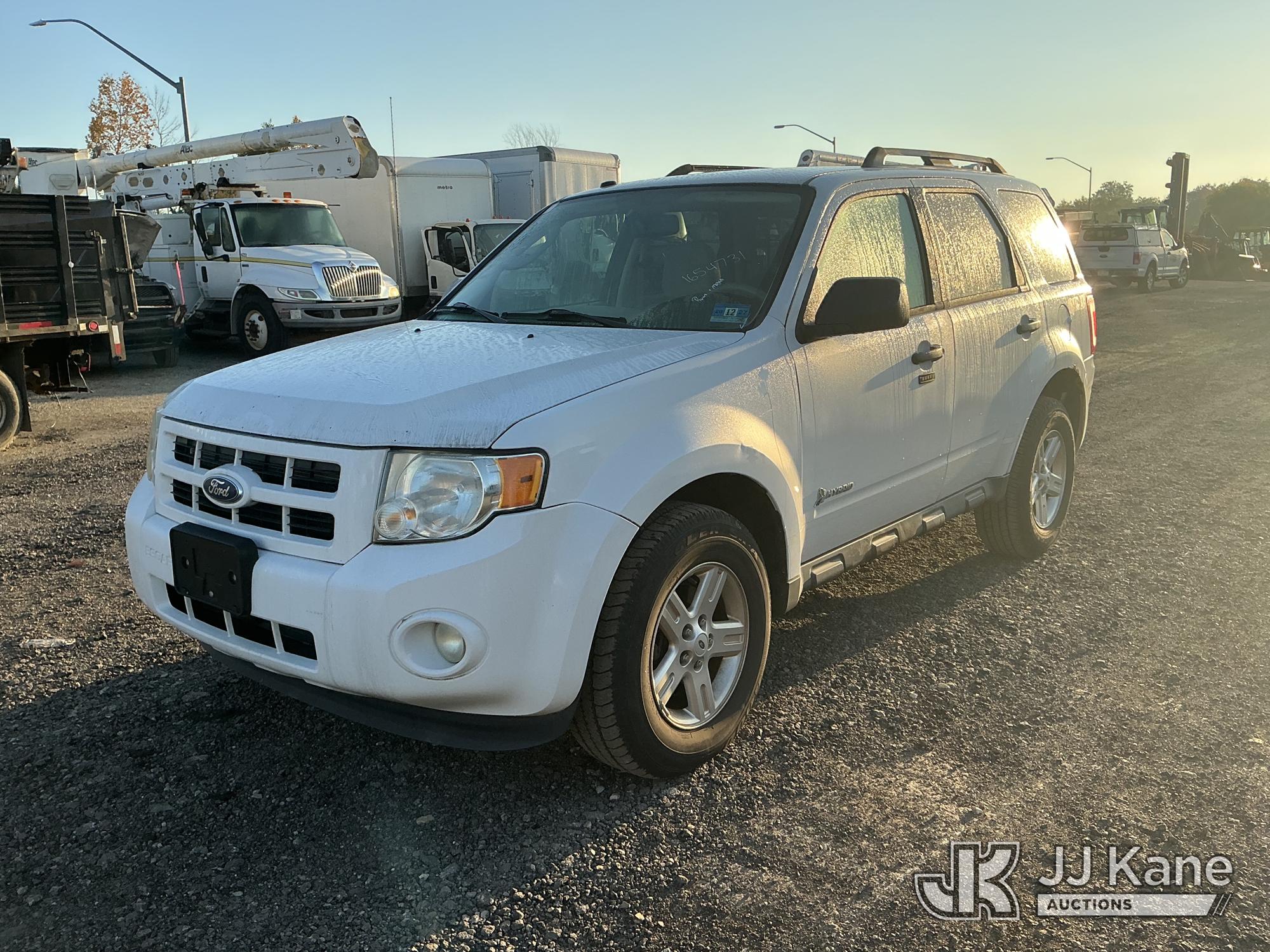 2012 Ford Escape Hybrid 4-Door Sport Utility Vehicle (1654731)