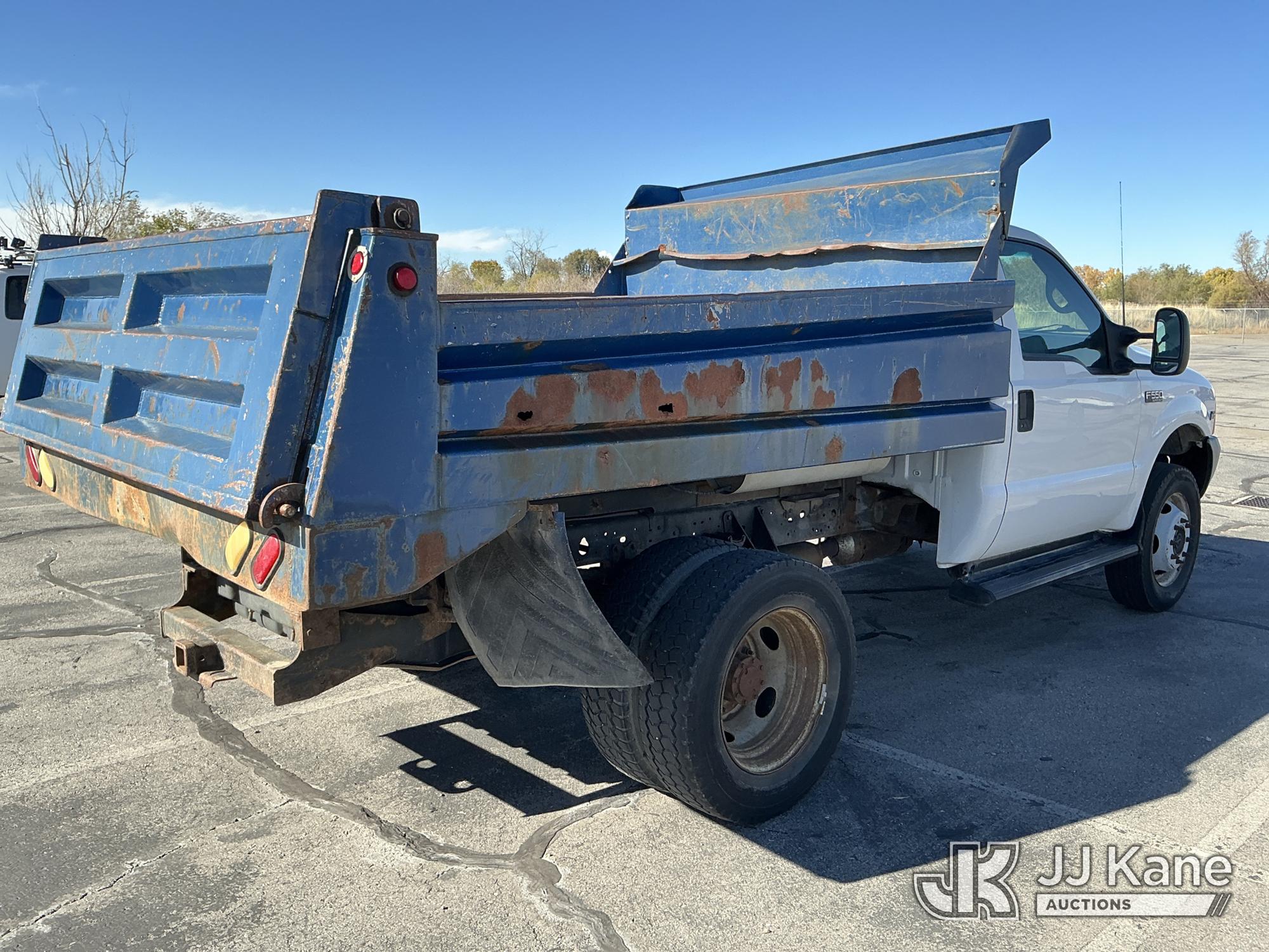 2001 Ford F550