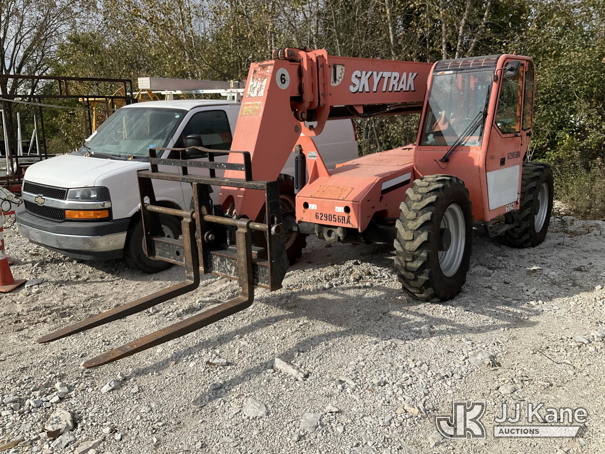 SkyTrak 6042 Rough Terrain Telescopic Boom Forklift (1654899)