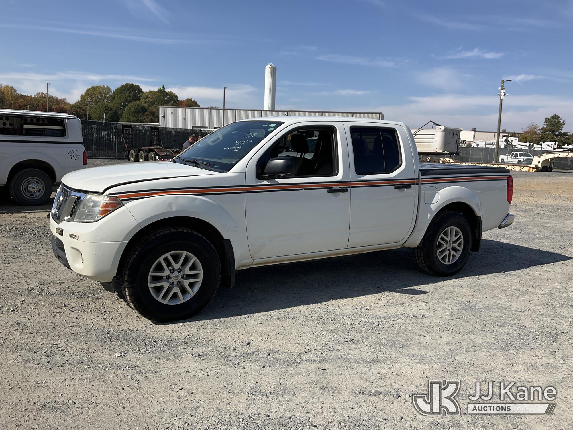 2019 Nissan Frontier 4x4 Crew-Cab Pickup Truck (1655078)