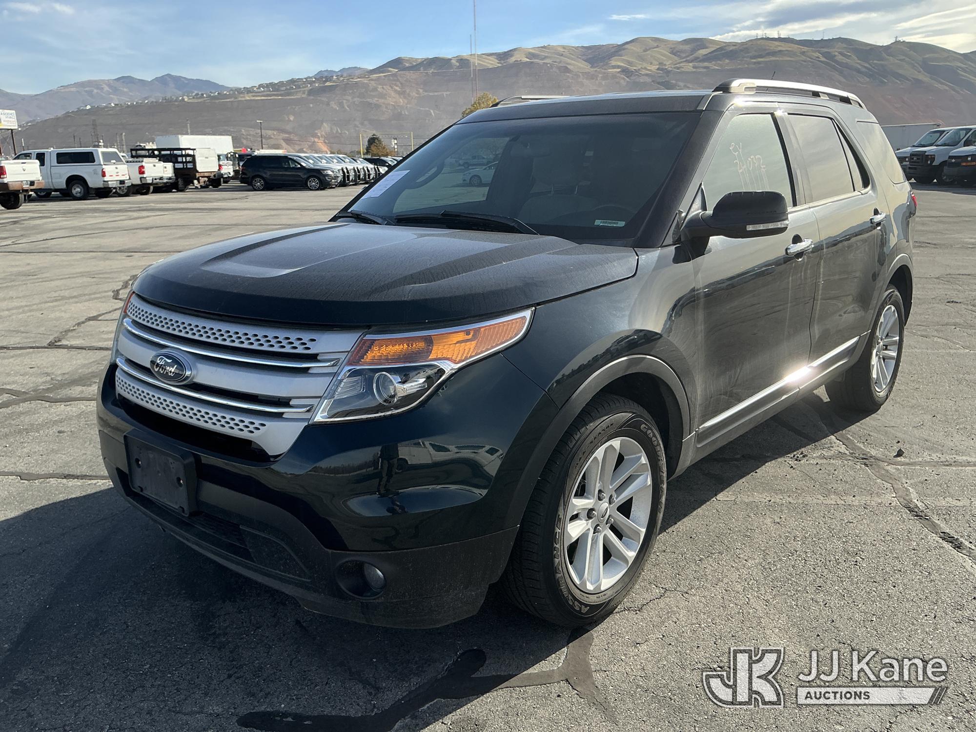 2014 Ford Explorer 4x4 4-Door Sport Utility Vehicle (1655152)