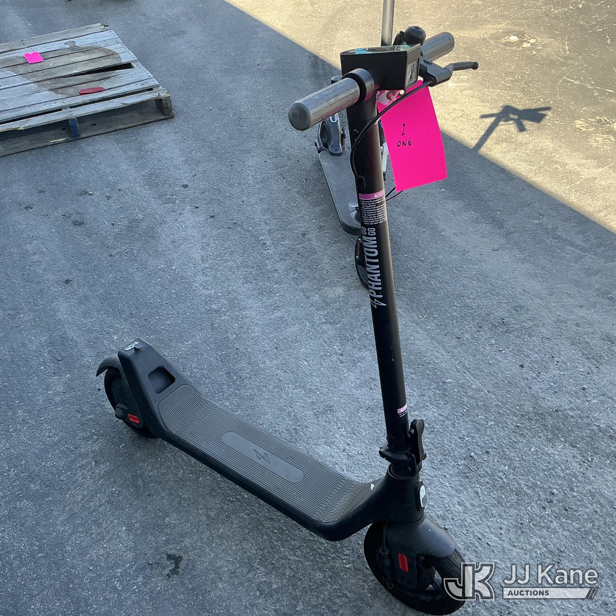 Phantom E-scooter No Keys (1655183)