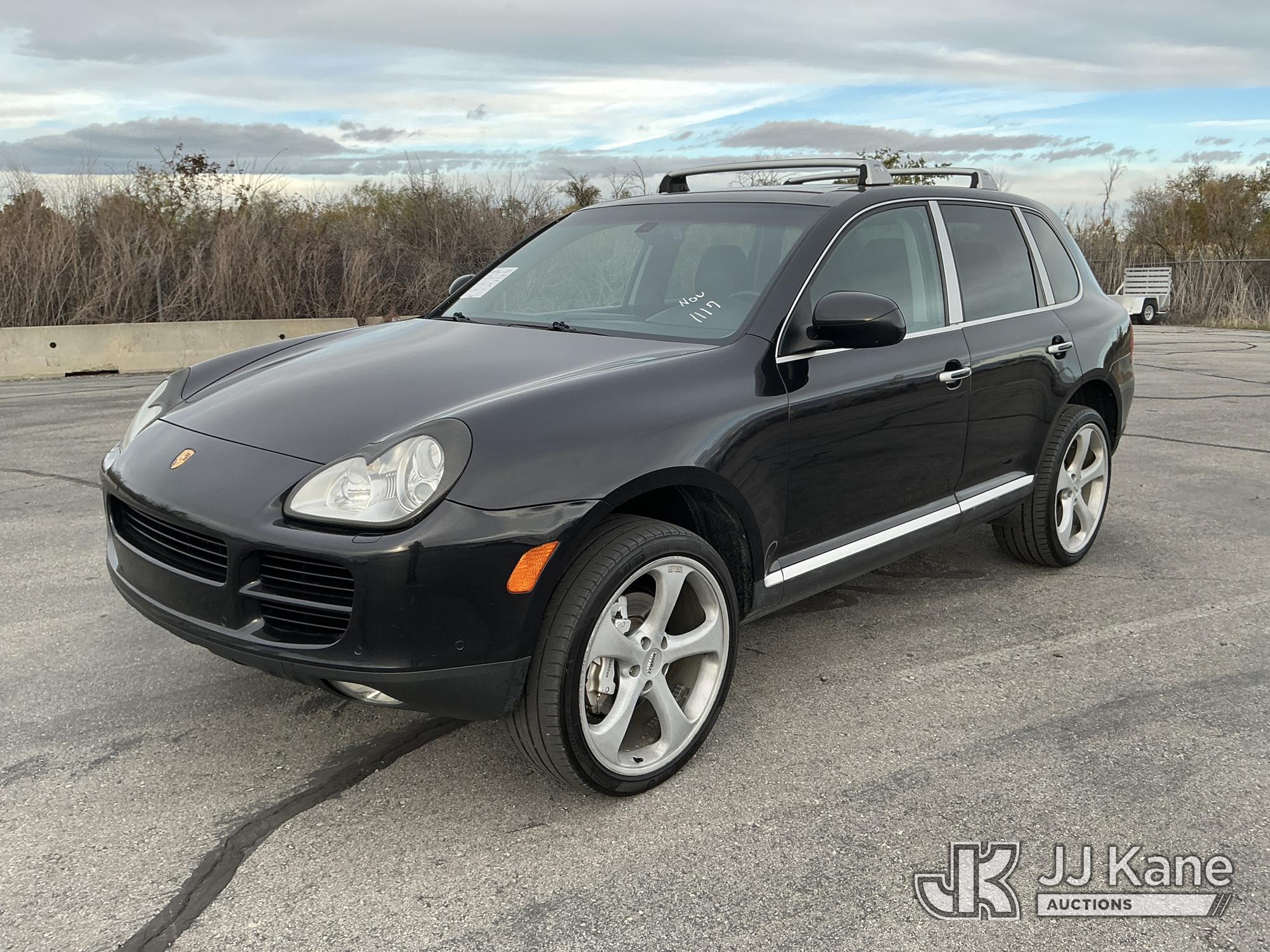 2004 Porsche Cayenne 4-Door Sport Utility Vehicle (1655753)