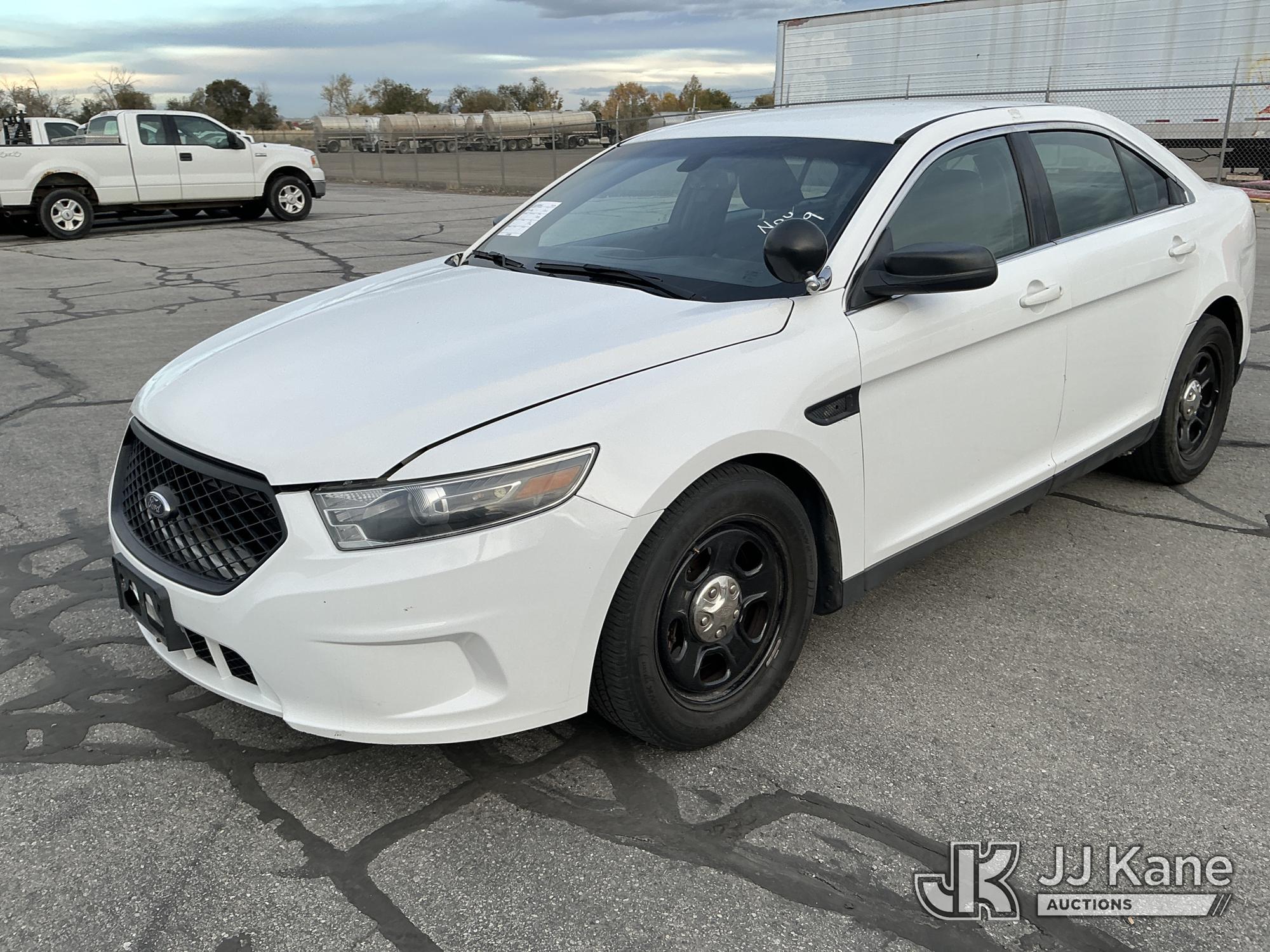 2017 Ford Taurus 4-Door Sedan (1655892)