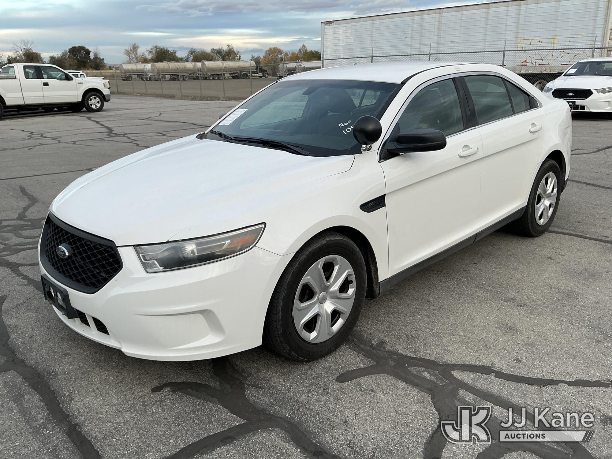 2017 Ford Taurus 4-Door Sedan (1655893)